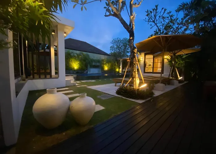 Guest house Lotus Luxury 4*